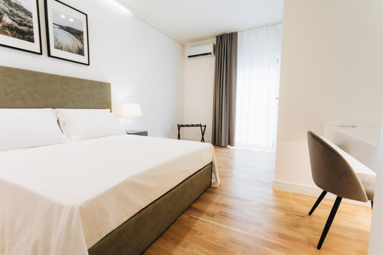 Centoquindici Rooms & Suite Montesilvano Marina Екстериор снимка